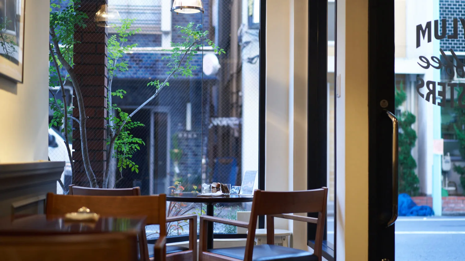 東京・恵比寿／ASYLUM Coffee ROASTERS】自家焙煎の珈琲が愉しめる