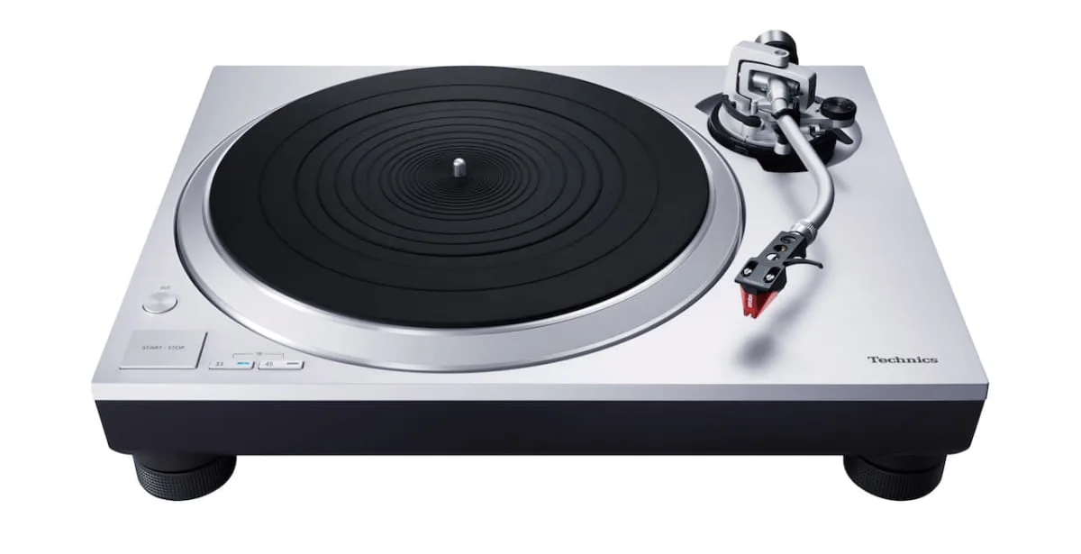 新しく着き 即使用可:レコードプレーヤーTechnics SL-D303と