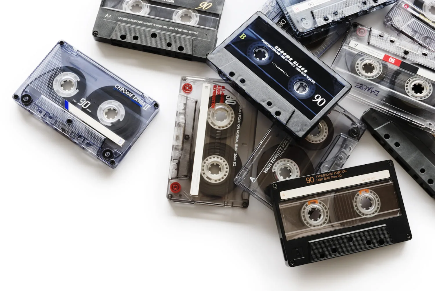 世界的な原材料不足でカセットテープの生産が停滞 | ARBAN