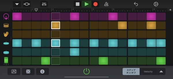 GarageBandのdrums　ビートシーケンサー 