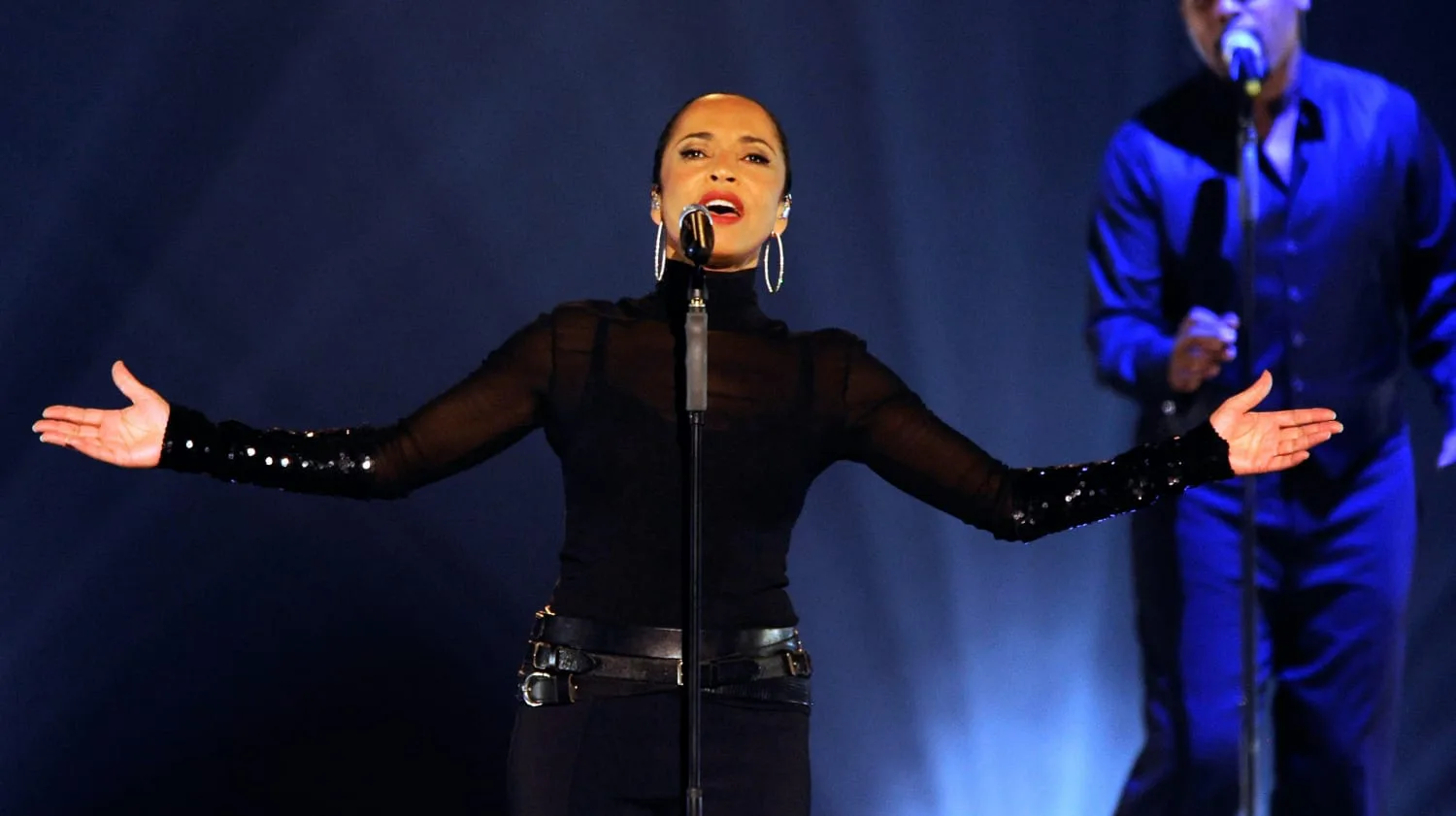 シャーデー Sade 現在の活動状況は バンドの歴史と代表曲を解説 Arban