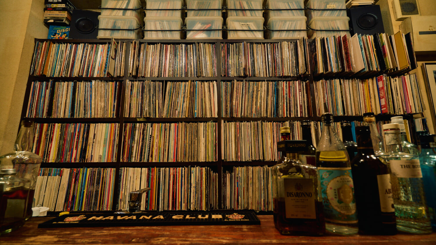 Upstairs Records & Bar(アップステアーズレコーズ&バー)_写真11