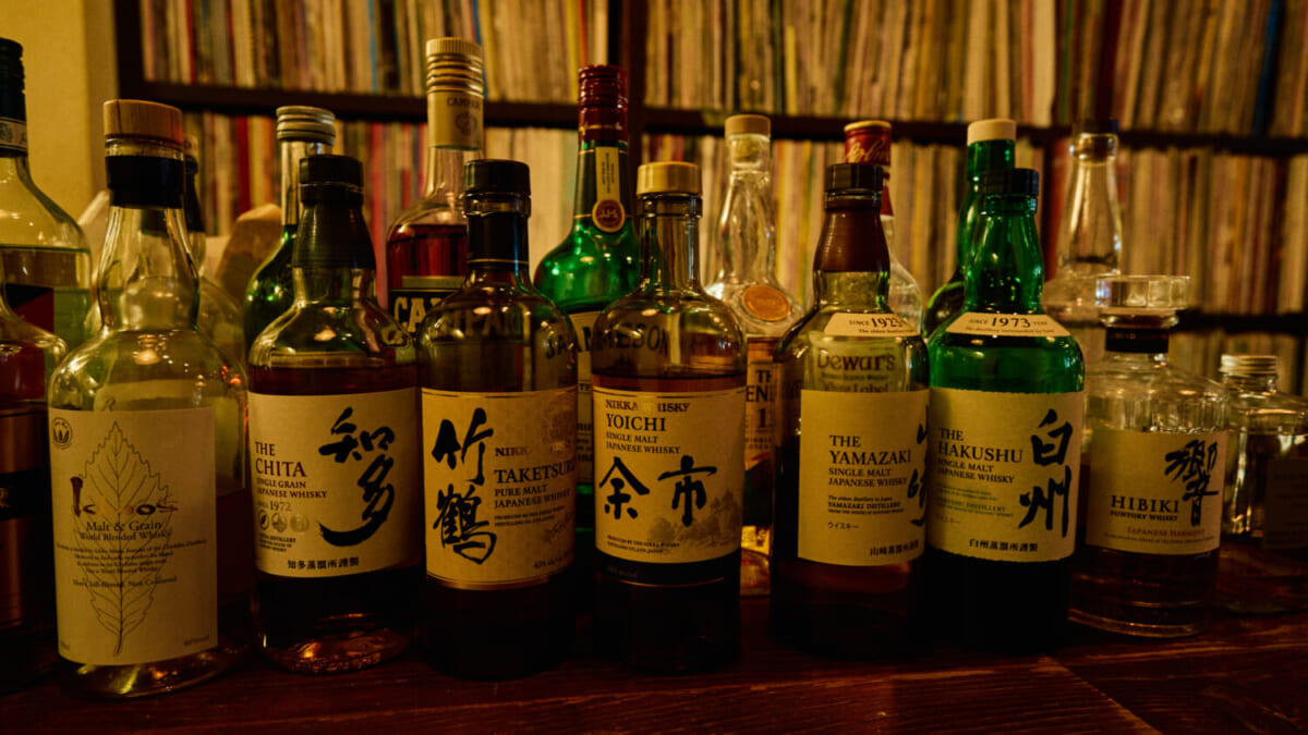 Upstairs Records & Bar（アップステアーズレコーズ＆バー）_写真3