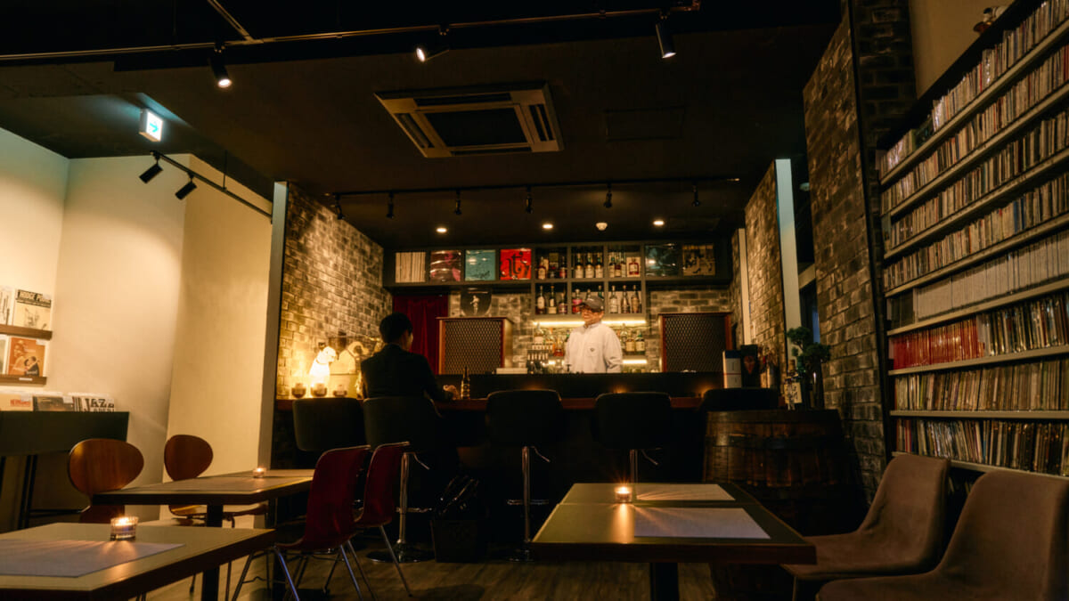 JUDGMENT! RECORDS lounge_写真9