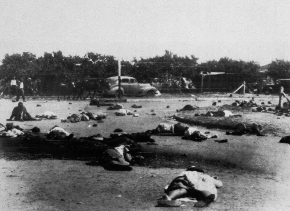 ライブ盤で聴くモントルー_シャープヴィル虐殺
