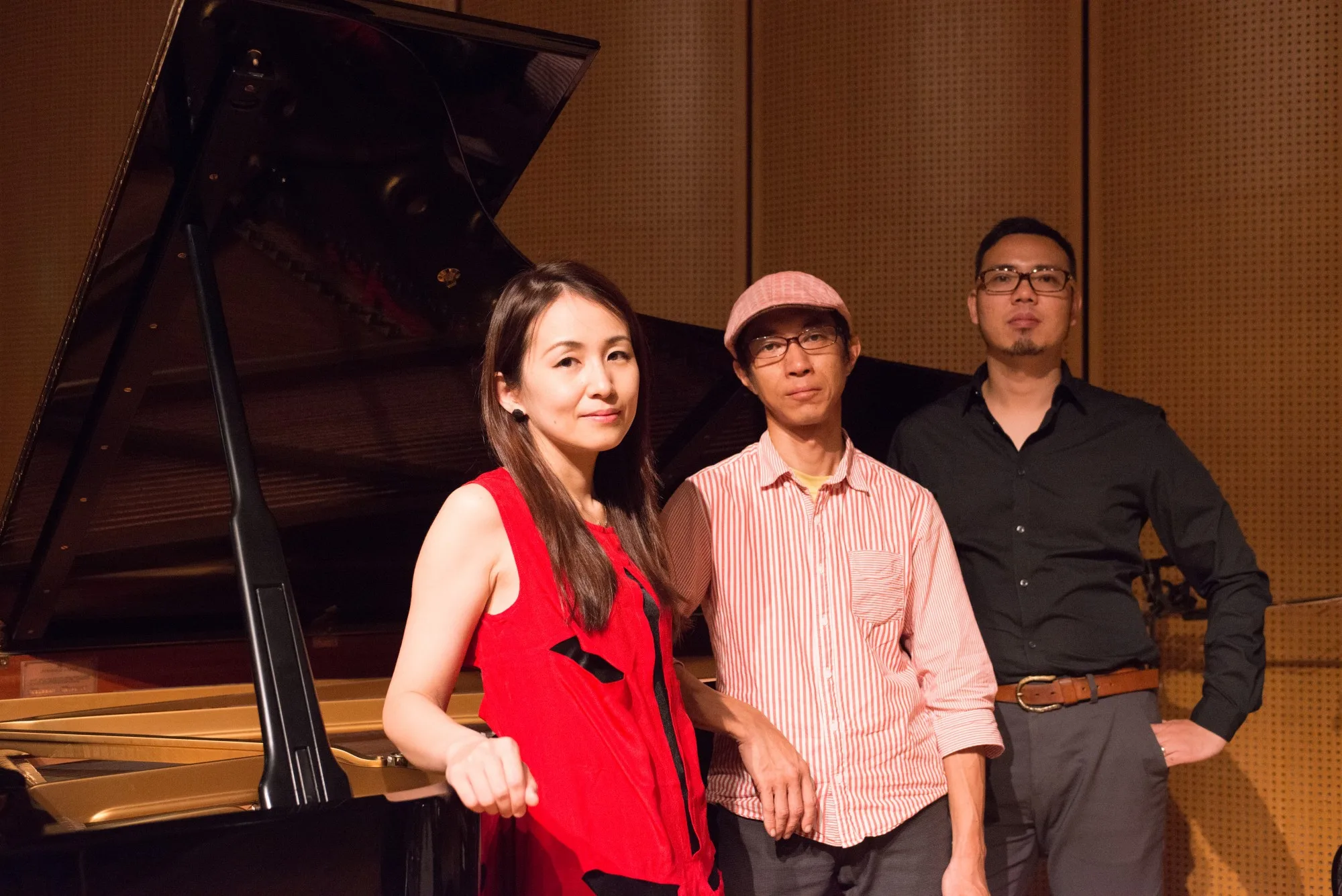 ヘヴィメタルへの愛情をピアノ・トリオで表現 西山瞳の人気